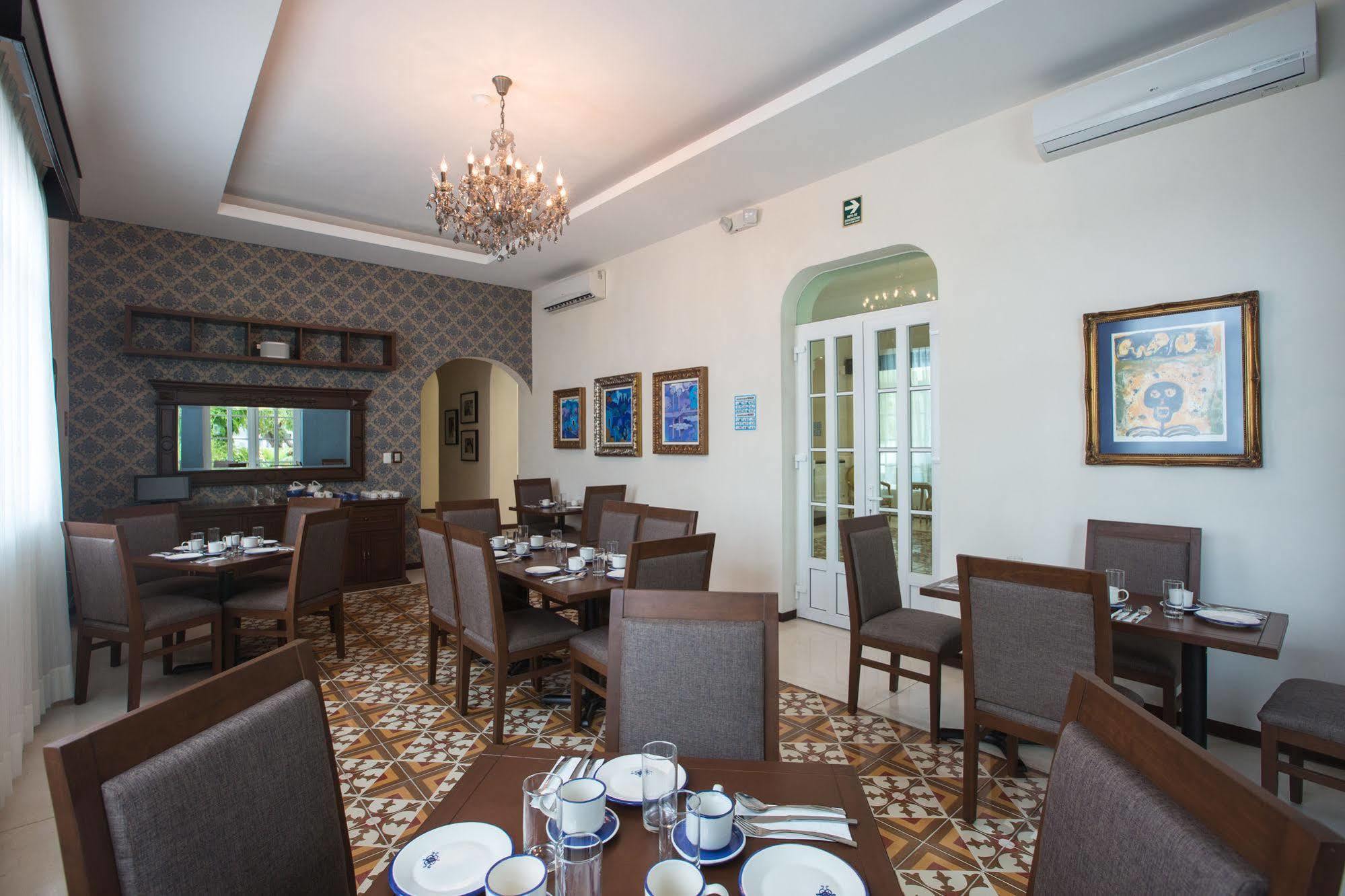 Delfina Boutique Hotel Merida Bagian luar foto