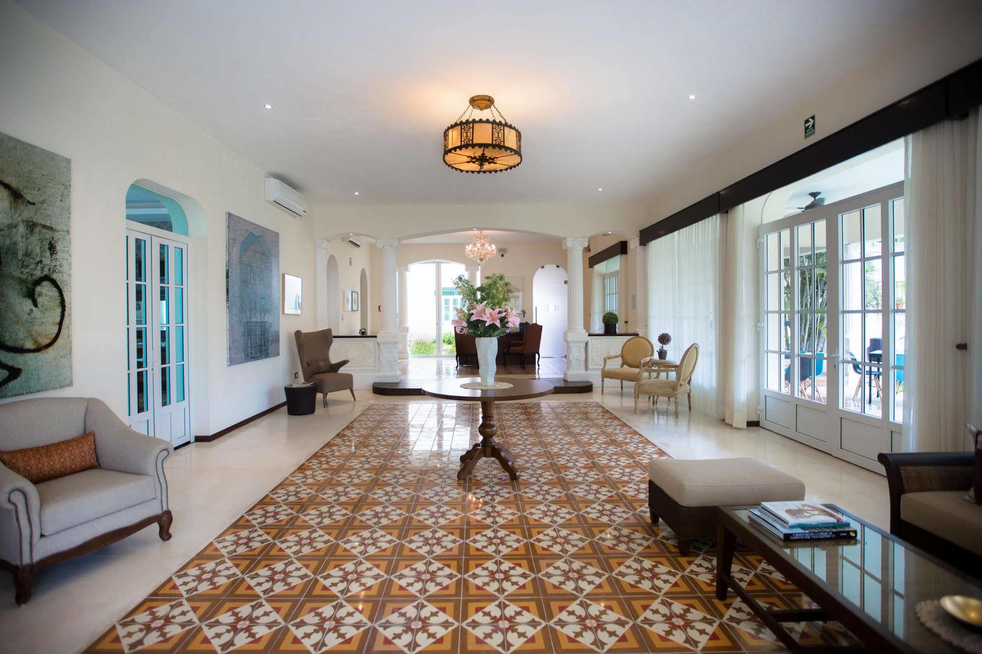 Delfina Boutique Hotel Merida Bagian luar foto