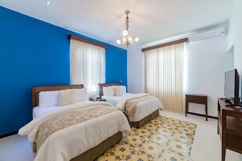 Delfina Boutique Hotel Merida Bagian luar foto